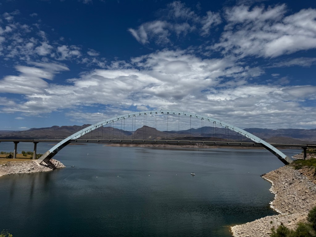 Roosevelt Lake